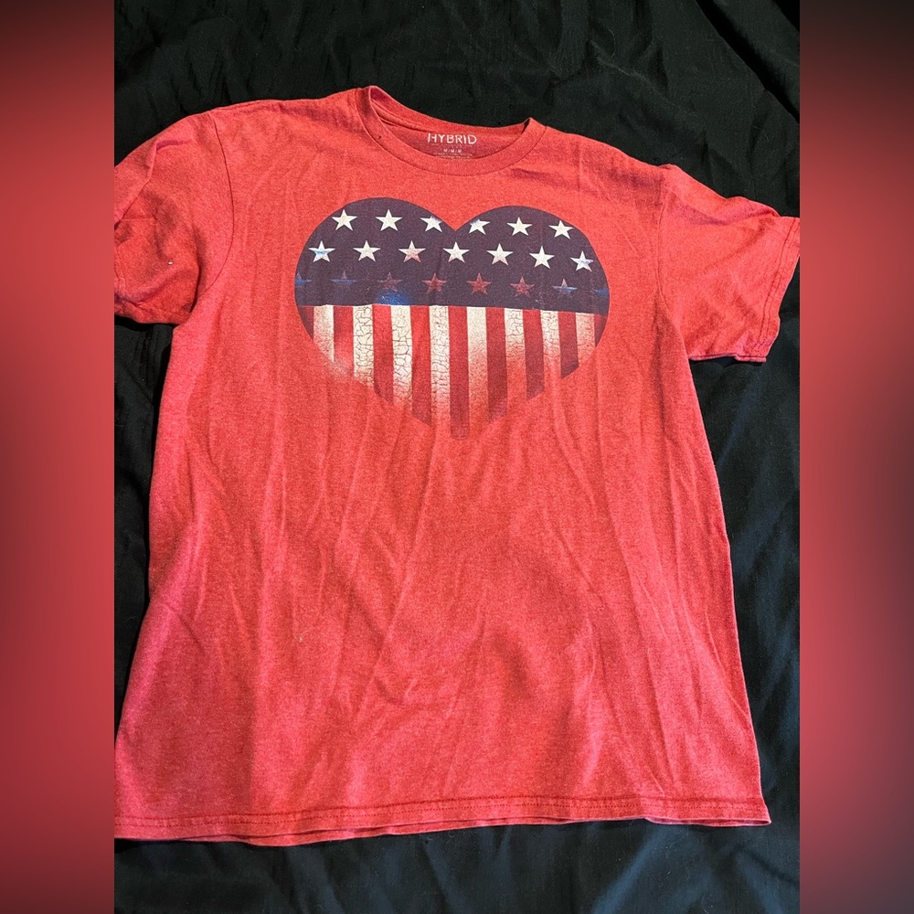 American medium tee